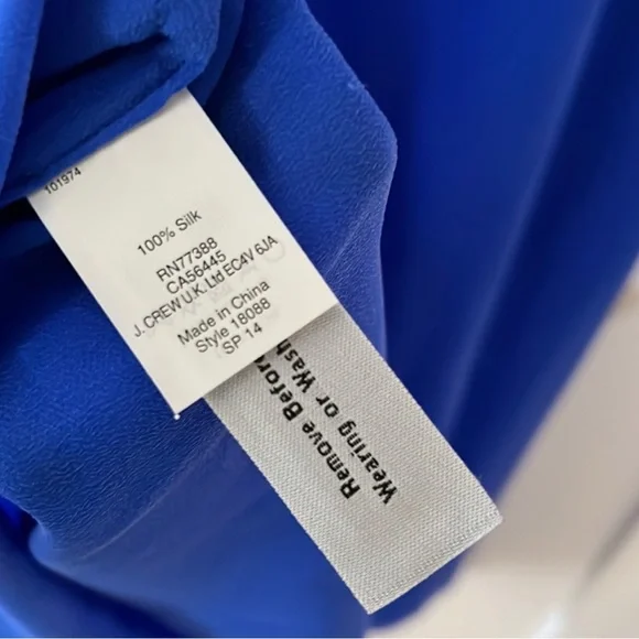 ISO - IN SEARCH OF COBALT BLUE SILK DRESS - Picture 2 of 2